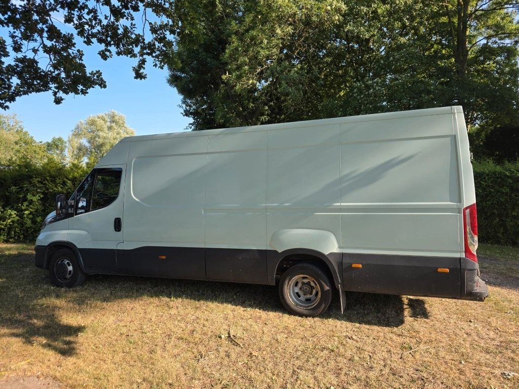 Fahrzeugabbildung Iveco 35C210 Maxi lang & hoch,AHK,Standhzg,Klima Autom