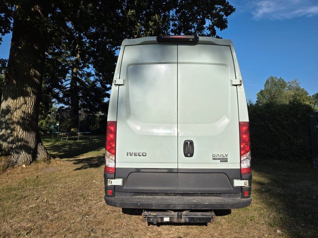 Fahrzeugabbildung Iveco 35C210 Maxi lang & hoch,AHK,Standhzg,Klima Autom