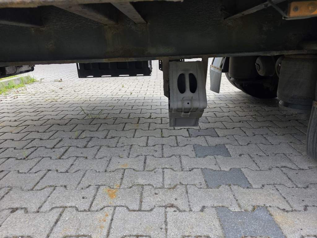 Fahrzeugabbildung Schwarzmüller Jumbo, Gardine,  Lift, Edscha, Bordwände