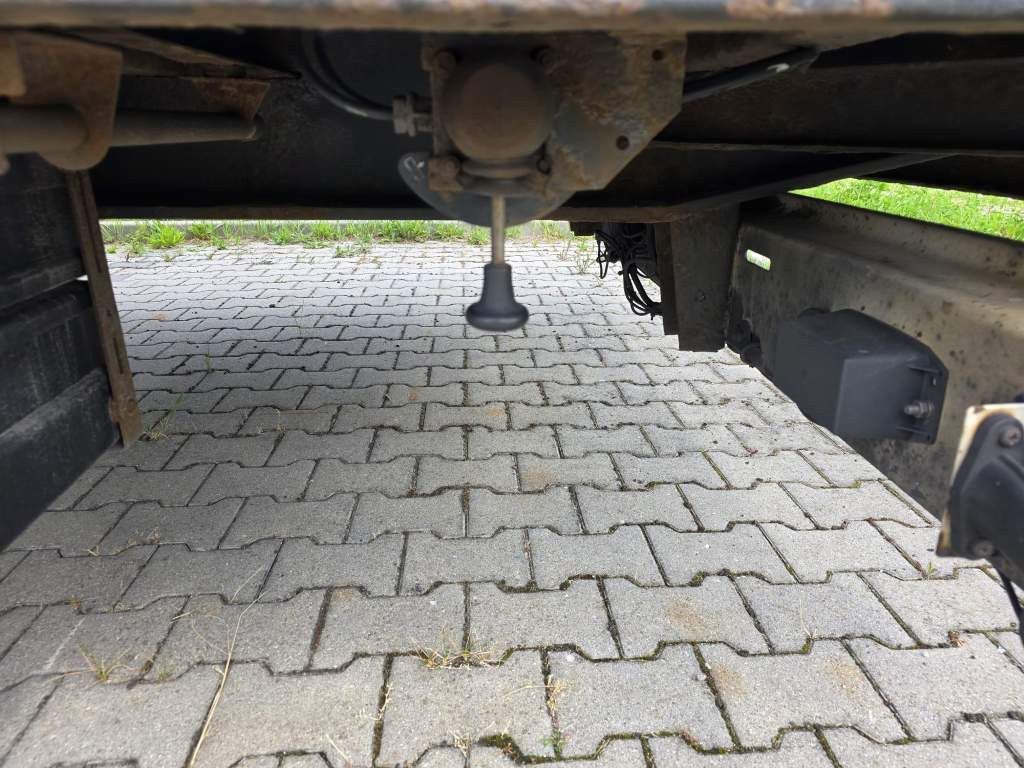 Fahrzeugabbildung Schwarzmüller Jumbo, Gardine,  Lift, Edscha, Bordwände