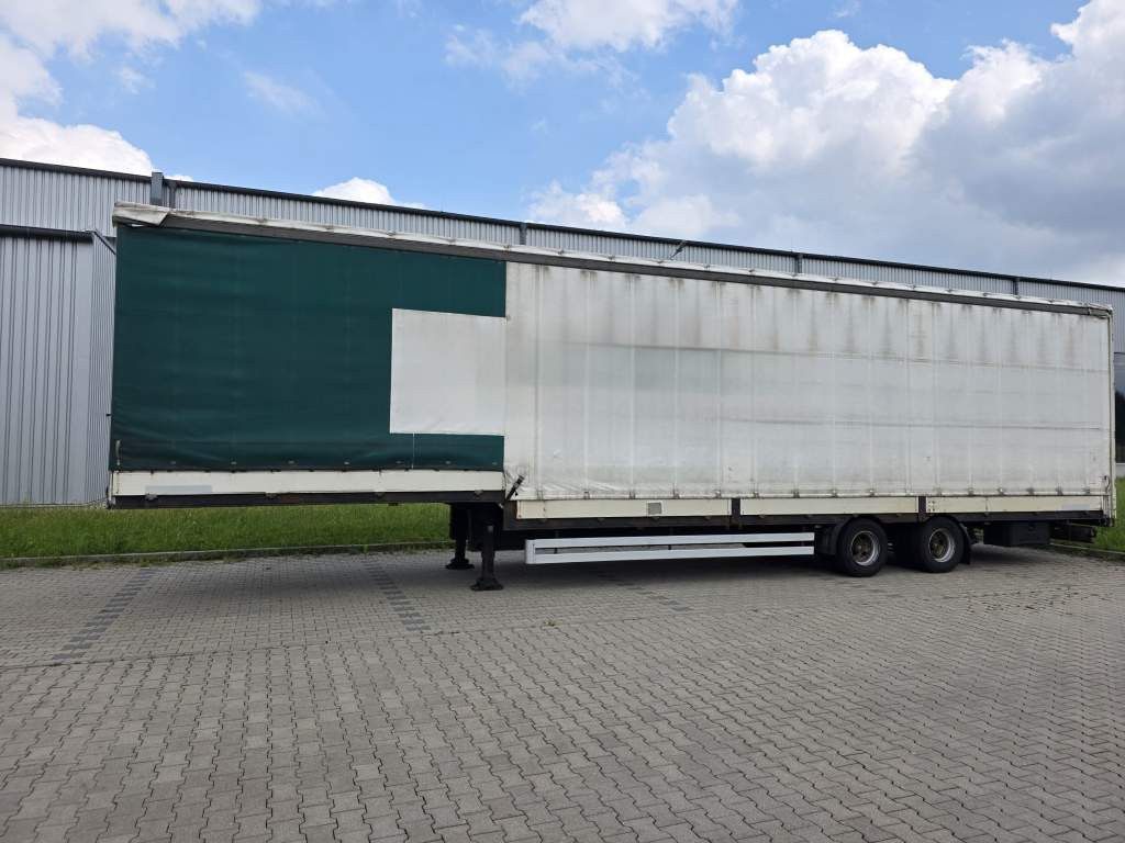 Fahrzeugabbildung Schwarzmüller Jumbo, Gardine,  Lift, Edscha, Bordwände