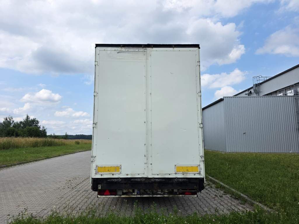 Fahrzeugabbildung Schwarzmüller Jumbo, Gardine,  Lift, Edscha, Bordwände