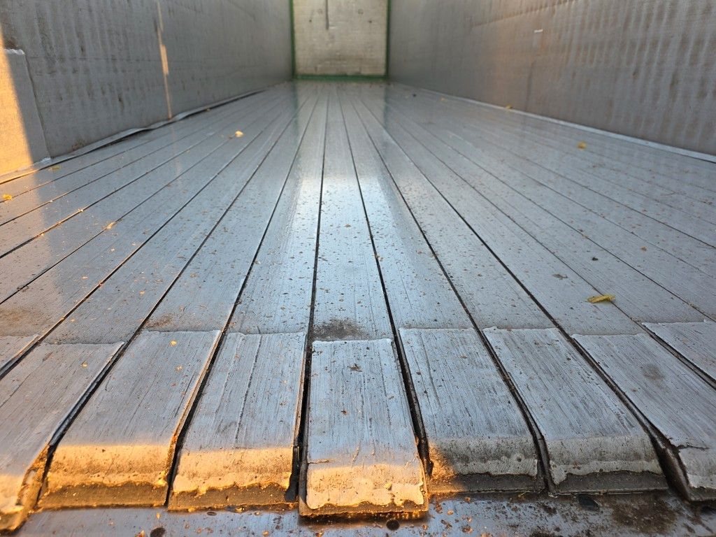Fahrzeugabbildung Knapen 92 cbm Schubboden, Lift, SAF Scheibe