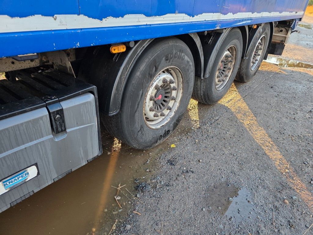 Fahrzeugabbildung Knapen 92 cbm Schubboden, Lift, SAF Scheibe
