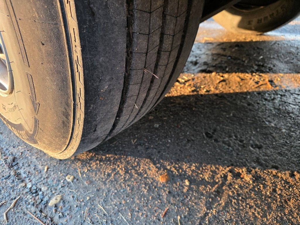 Fahrzeugabbildung Knapen 92 cbm Schubboden, Lift, SAF Scheibe