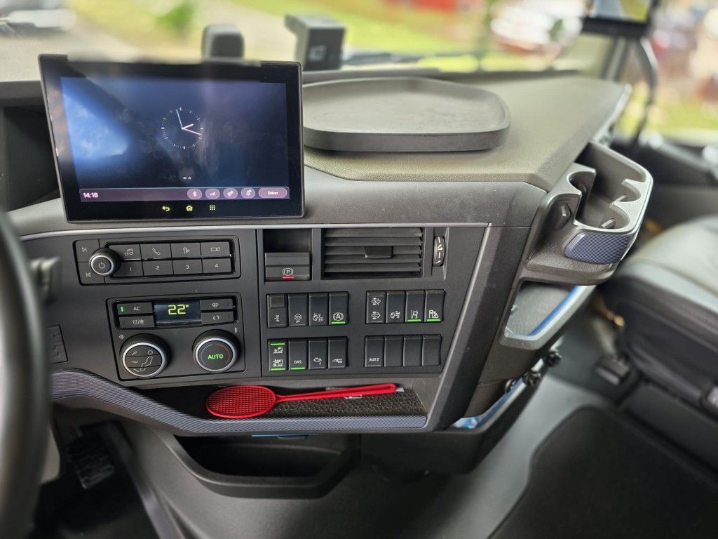 Fahrzeugabbildung Volvo FH 460 neues Modell, 2 Kreis-Hydr, Standklima