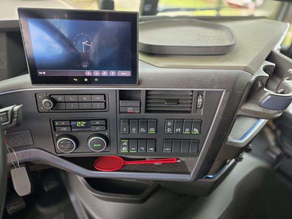 Fahrzeugabbildung Volvo FH 460 neues Modell, 2 Kreis-Hydr, Standklima