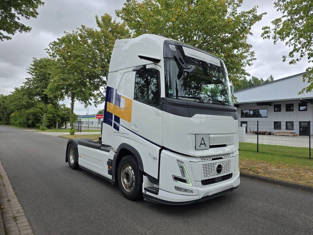 Fahrzeugabbildung Volvo FH 460 neues Modell, 2 Kreis-Hydr, Standklima