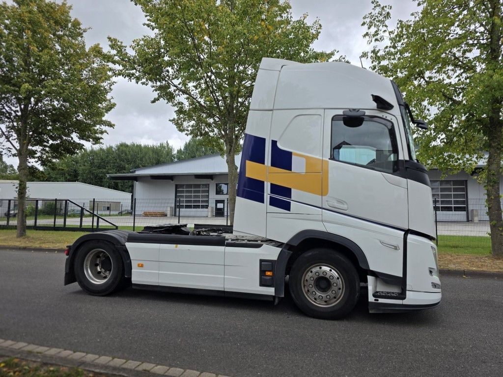Fahrzeugabbildung Volvo FH 460 neues Modell, 2 Kreis-Hydr, Standklima