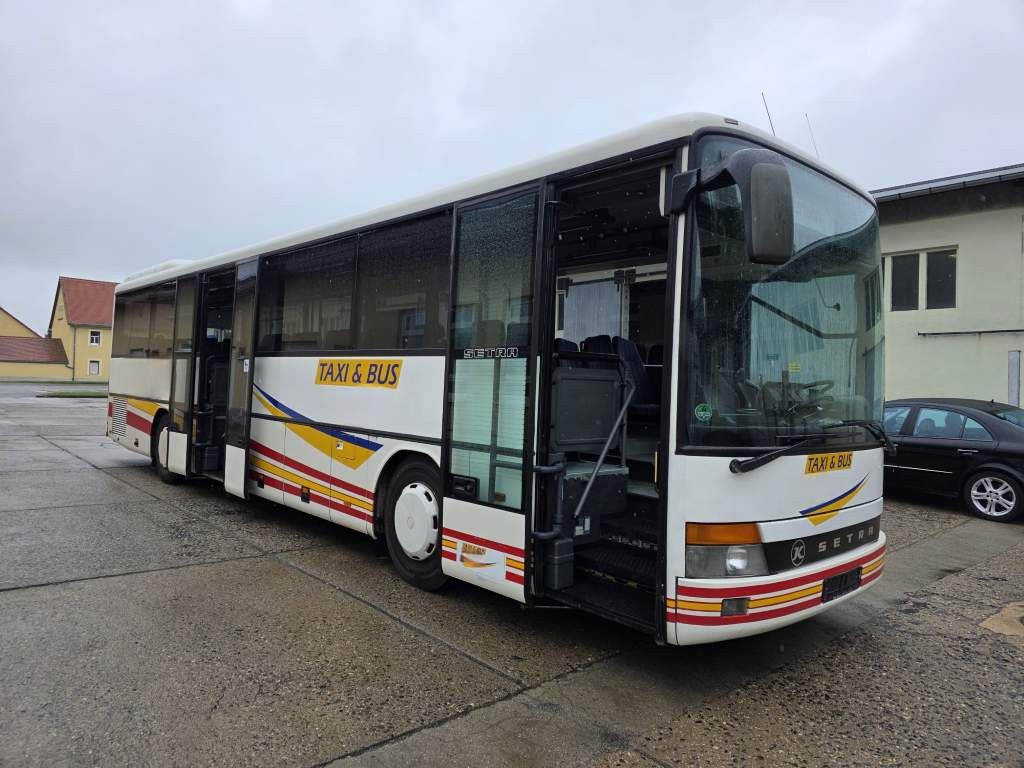 Setra S315 Überland 53+49+1, großer Gepäckraum