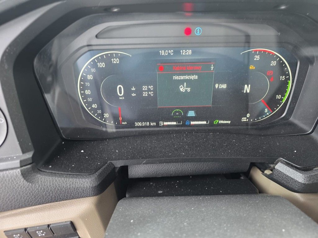 Fahrzeugabbildung MAN 18.470 TGX XXL Unfall, Retarder, 2 Kreis Hydr.