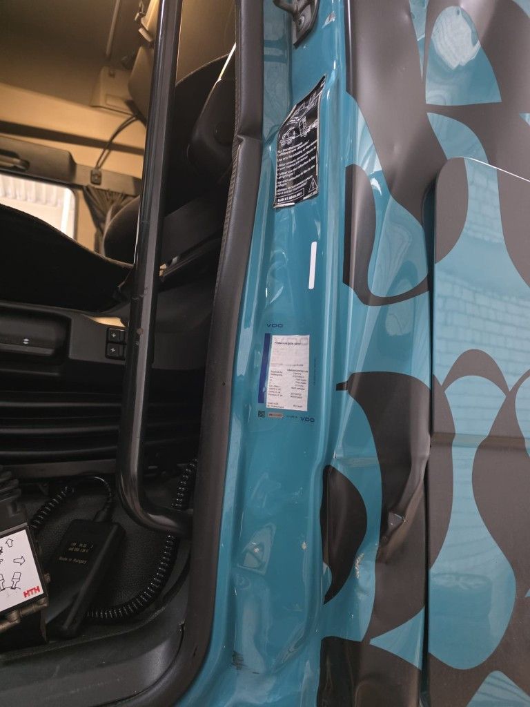 Fahrzeugabbildung MAN 18.470 TGX XXL Unfall, Retarder, 2 Kreis Hydr.