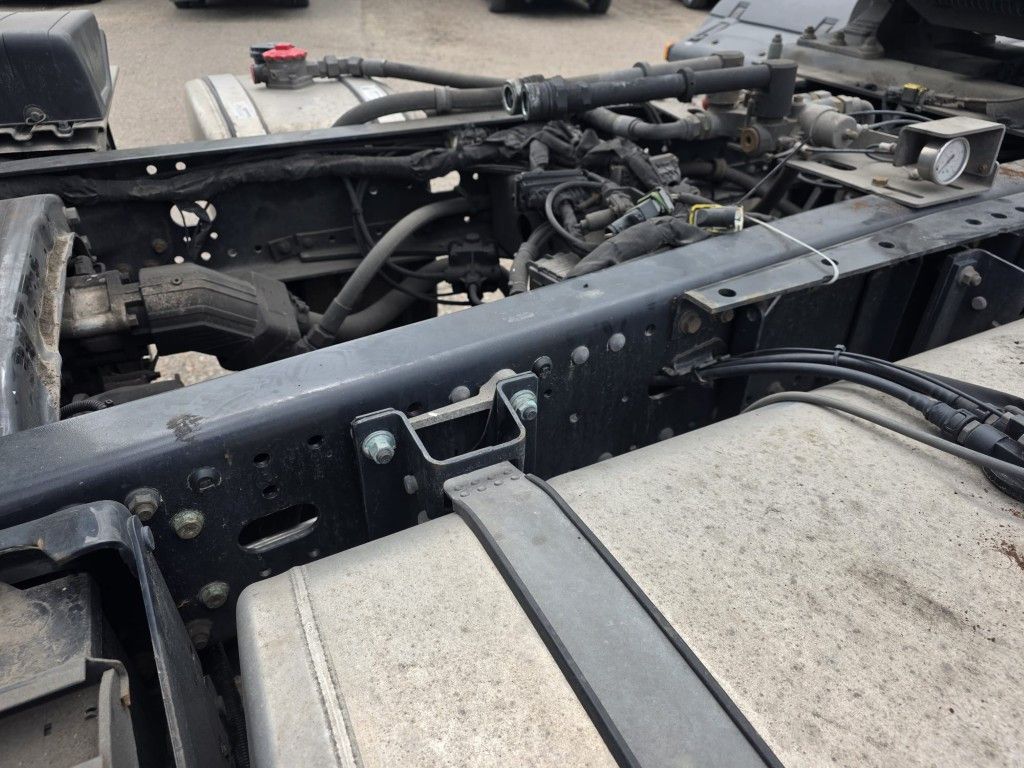 Fahrzeugabbildung MAN 18.470 TGX XXL Unfall, Retarder, 2 Kreis Hydr.