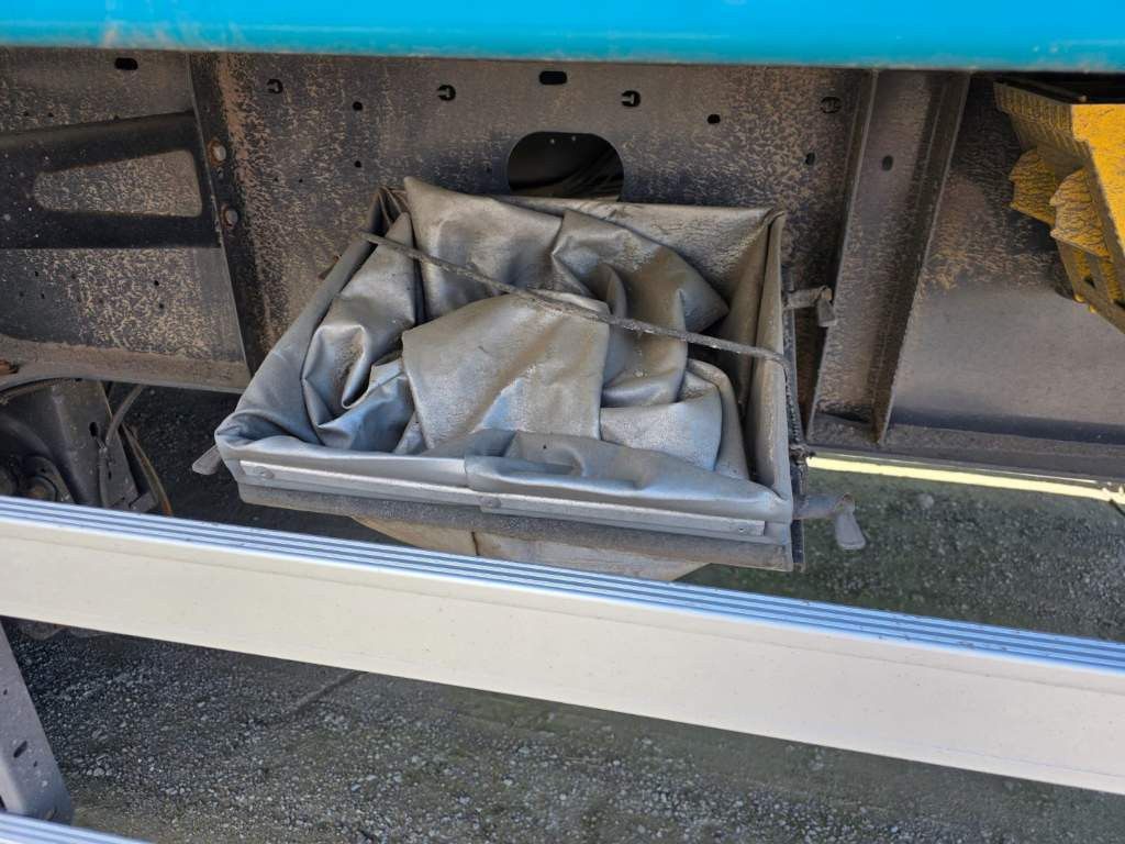 Fahrzeugabbildung Wielton 50 cbm Getreidemulde, Pendelklappe,Kornschieber