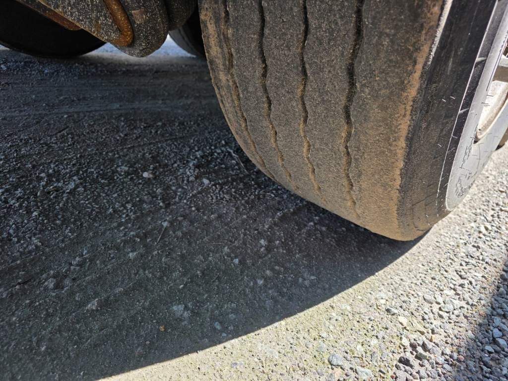 Fahrzeugabbildung Wielton 50 cbm Getreidemulde, Pendelklappe,Kornschieber