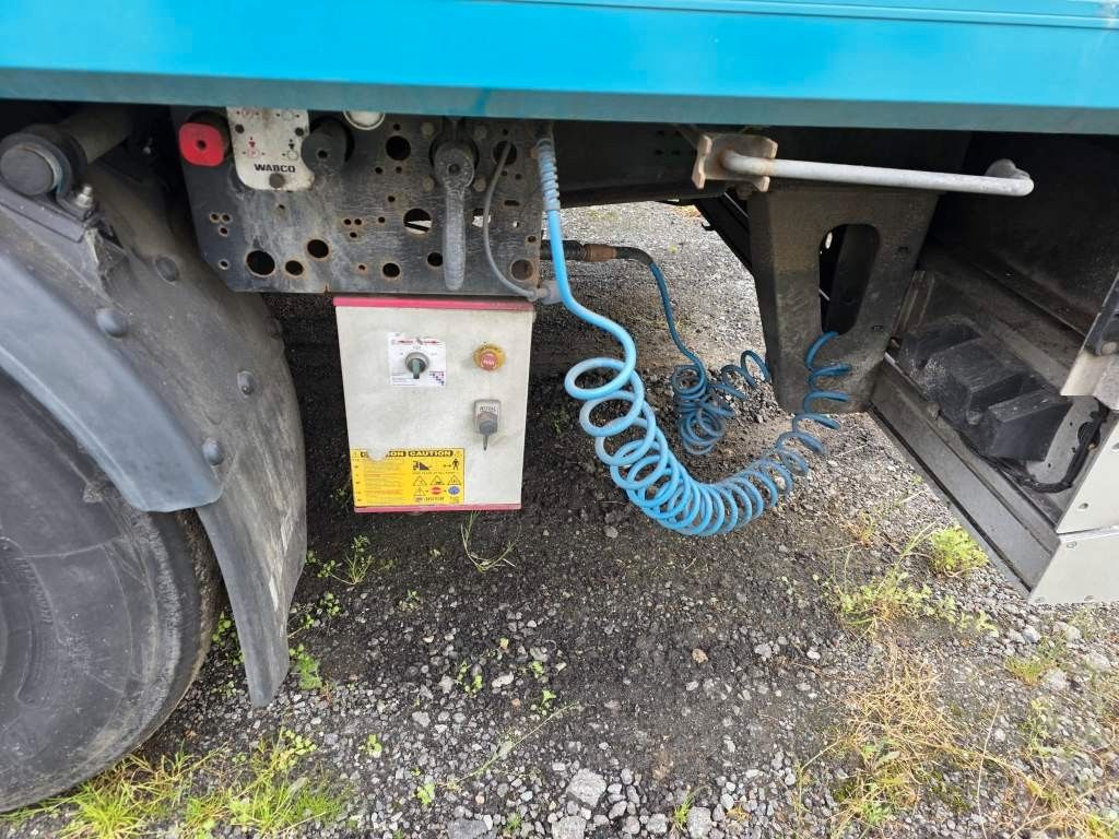 Fahrzeugabbildung Reisch 65 cbm Schubboden, Lift, SAF Scheibe