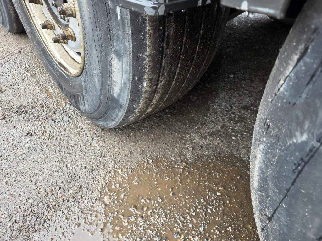 Fahrzeugabbildung Reisch 65 cbm Schubboden, Lift, SAF Scheibe