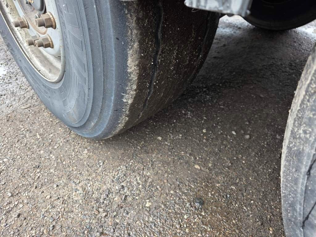 Fahrzeugabbildung Reisch 65 cbm Schubboden, Lift, SAF Scheibe
