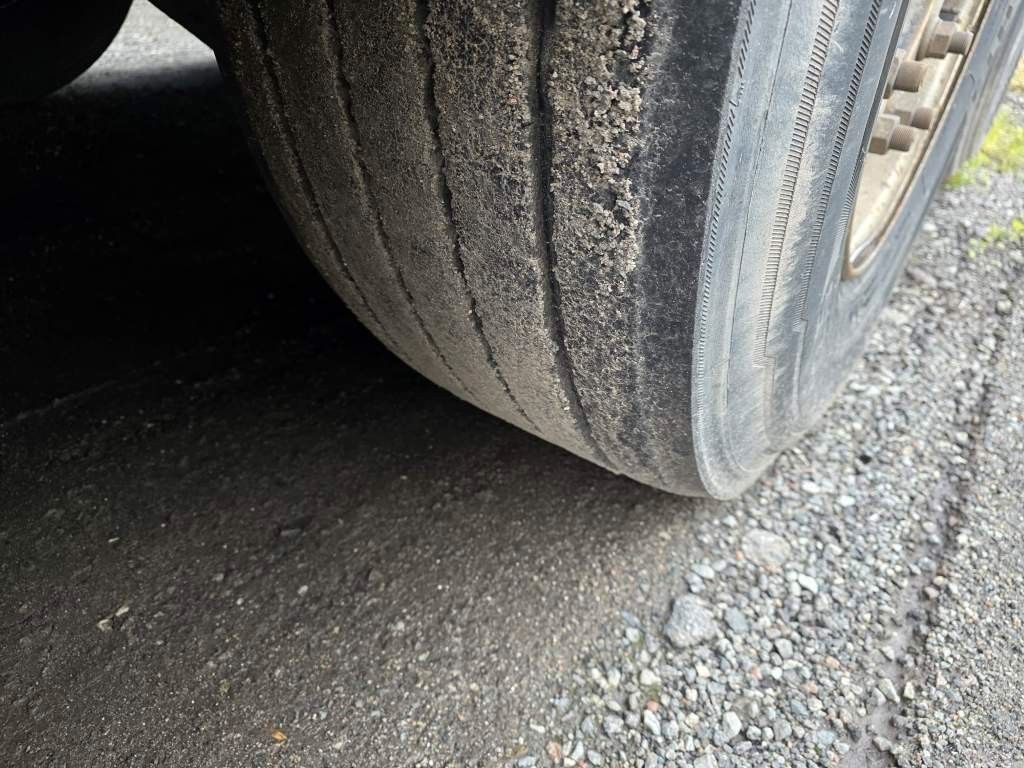 Fahrzeugabbildung Reisch 65 cbm Schubboden, Lift, SAF Scheibe