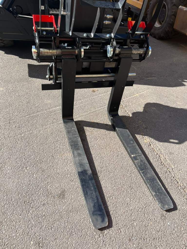 Fahrzeugabbildung Manitou MRT 2470+Privilege,Klima,drehbare Kabine,Palgab.
