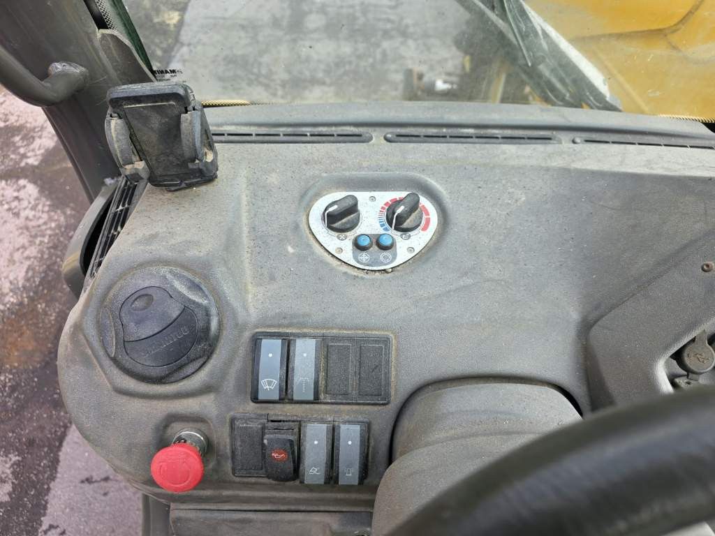 Fahrzeugabbildung Manitou MRT 2470+Privilege,Klima,drehbare Kabine,Palgab.