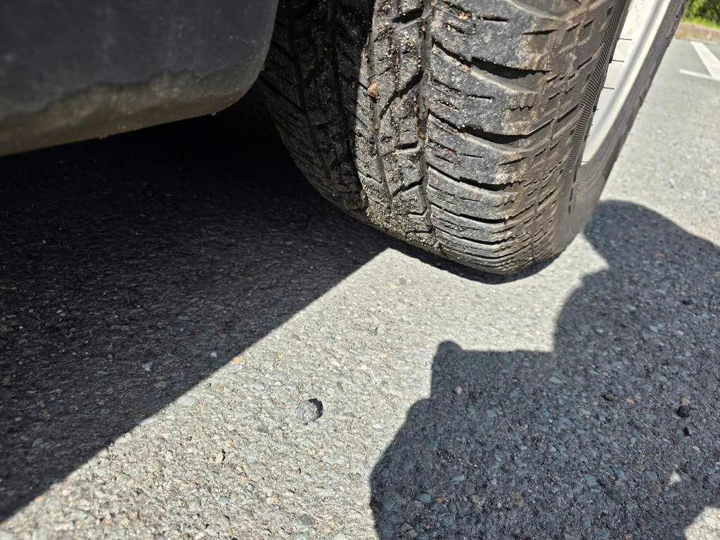 Fahrzeugabbildung Schmidt Schmidt Aebi Flexigo150,Besen,Streuaufbau,Schild