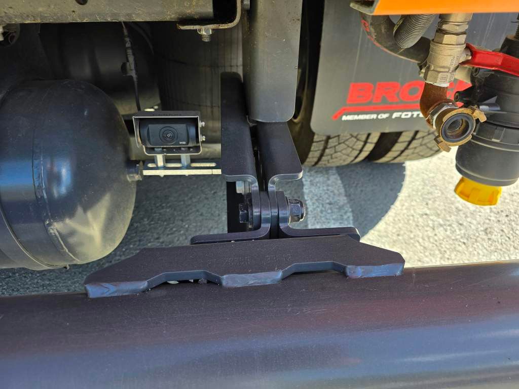 Fahrzeugabbildung DAF XB 210 Kehrmaschine wie neu Brock VS4 Kehraufbau