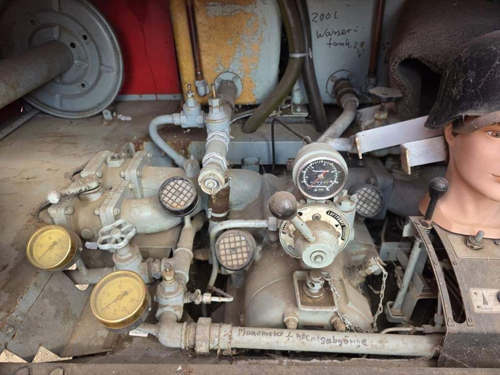 Fahrzeugabbildung Andere W50 L/LF IFA Löschfahrzeug mit Pumpe + Tank