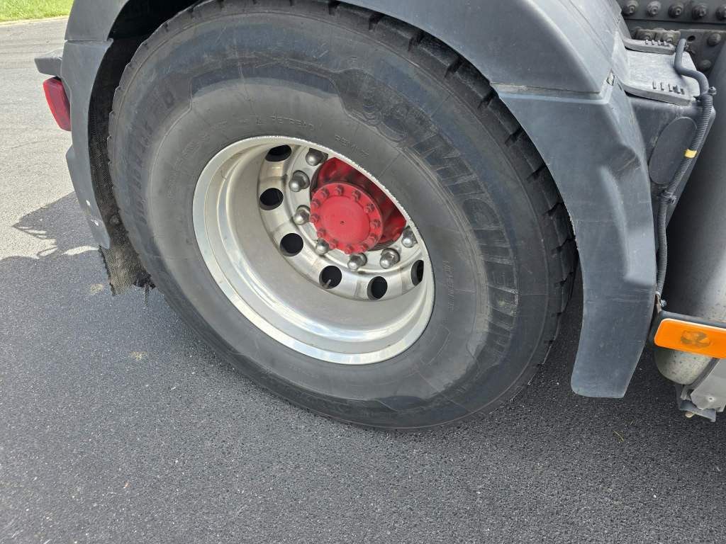Fahrzeugabbildung Volvo FH 500 Retrader, Kipphgydraulik, ALCOA LM
