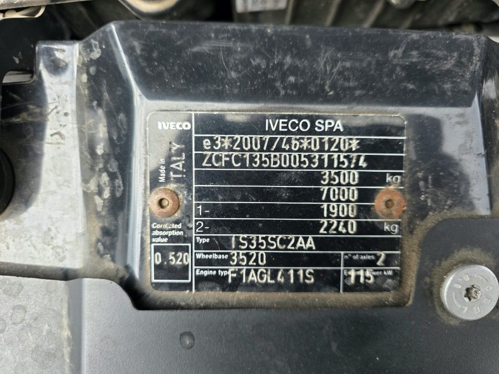 Fahrzeugabbildung Iveco 35S16, 1+2 Sitzer, Klima Automat, Trennwand, AHK