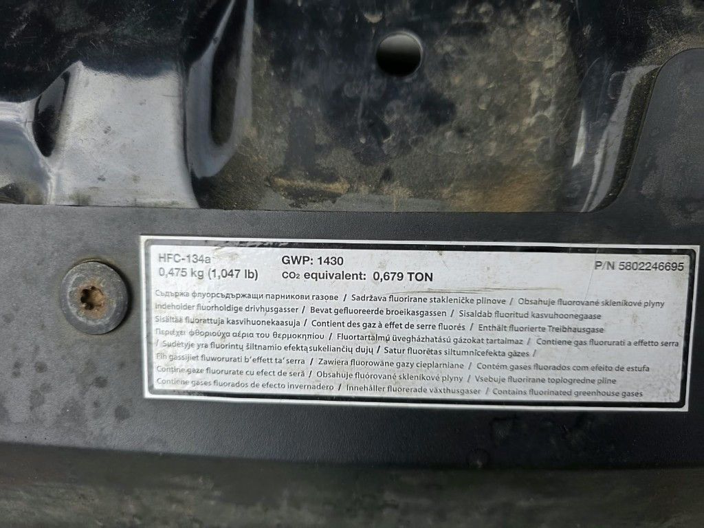 Fahrzeugabbildung Iveco 35S16, 1+2 Sitzer, Klima Automat, Trennwand, AHK