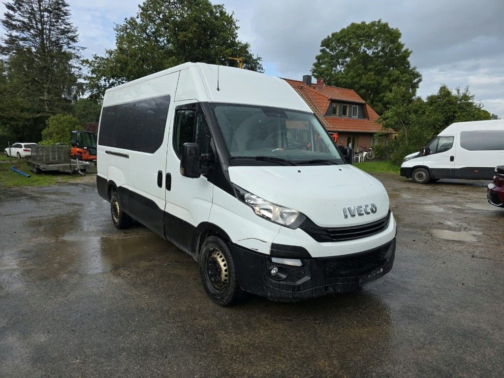 Fahrzeugabbildung Iveco 35S16, 1+2 Sitzer, Klima Automat, Trennwand, AHK