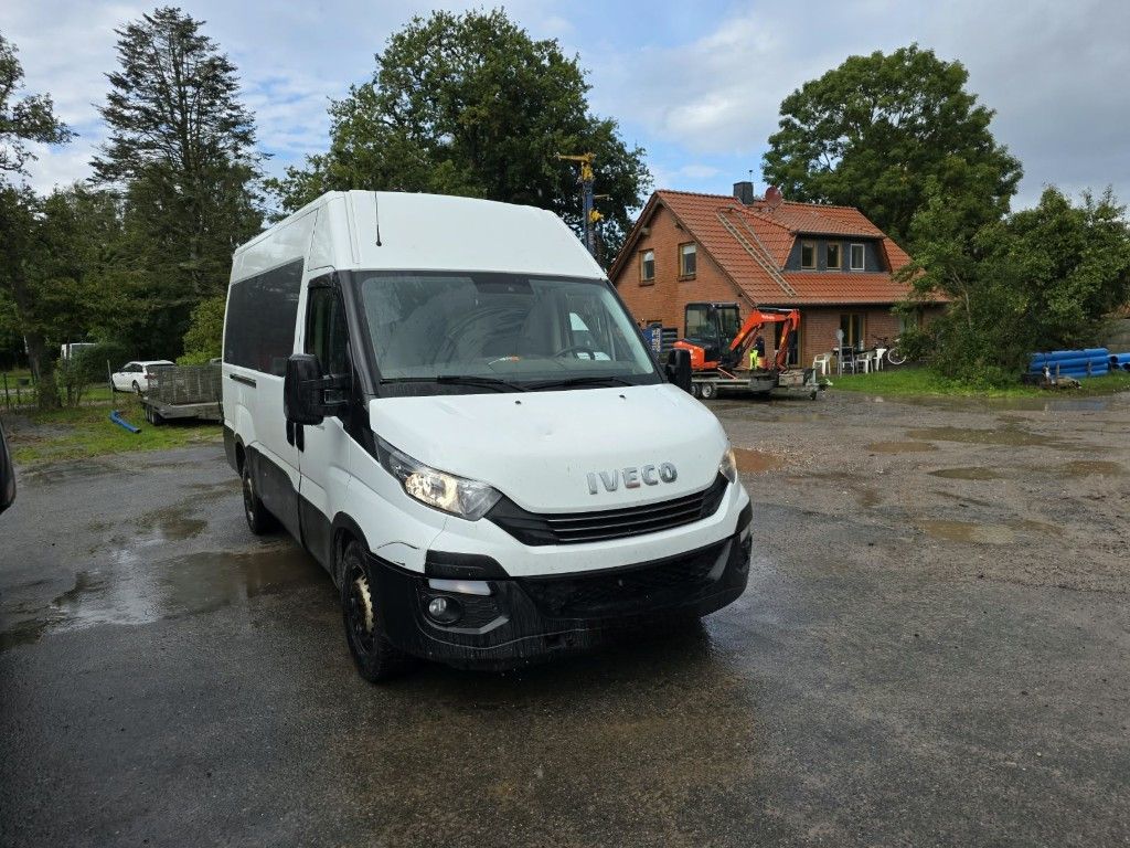 Fahrzeugabbildung Iveco 35S16 HiMatic, Klima Automat, 1+2 Sitzer, AHK