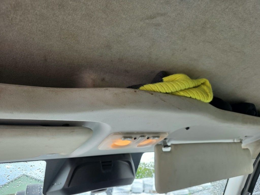 Fahrzeugabbildung Iveco 35S16 HiMatic, Klima Automat, 1+2 Sitzer, AHK