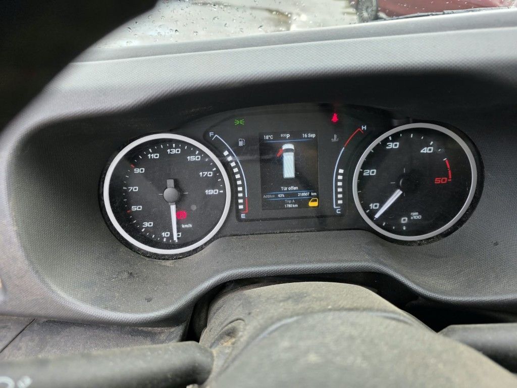 Fahrzeugabbildung Iveco 35S16 HiMatic, Klima Automat, 1+2 Sitzer, AHK