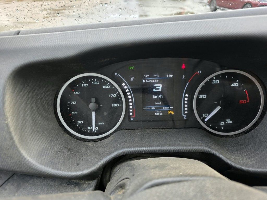 Fahrzeugabbildung Iveco 35S16 HiMatic, Klima Automat, 1+2 Sitzer, AHK