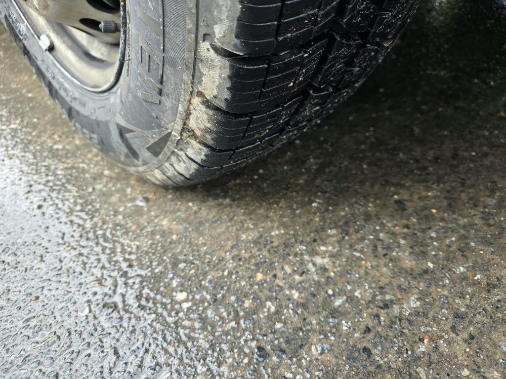Fahrzeugabbildung Iveco 35S16 HiMatic, Klima Automat, 1+2 Sitzer, AHK