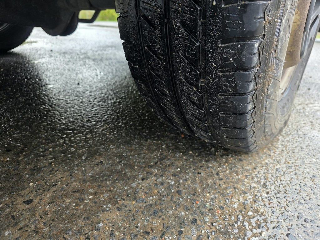 Fahrzeugabbildung Iveco 35S16 HiMatic, Klima Automat, 1+2 Sitzer, AHK