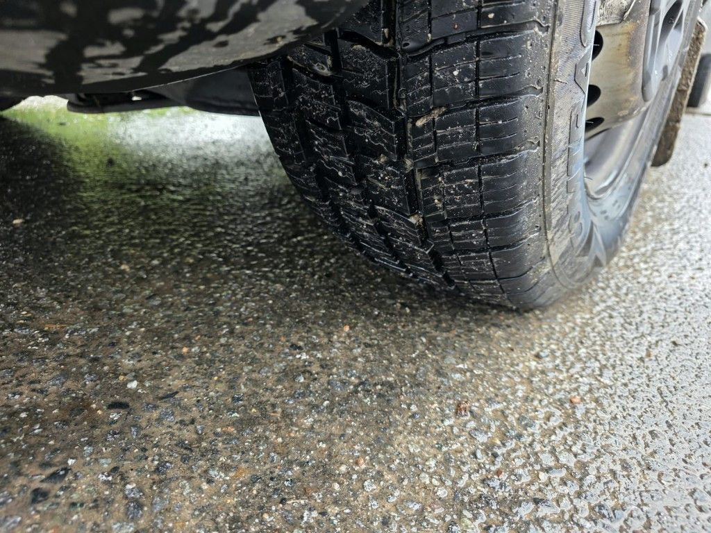 Fahrzeugabbildung Iveco 35S16 HiMatic, Klima Automat, 1+2 Sitzer, AHK